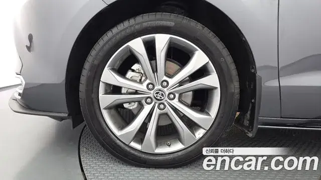 Toyota Sienna 2025 — Photo 5/20