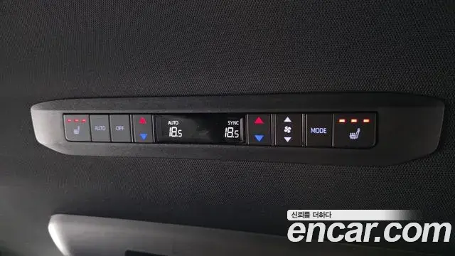 Toyota Sienna 2025 — Photo 18/20