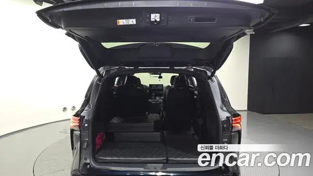 Toyota Sienna 2025 — Photo 20/20