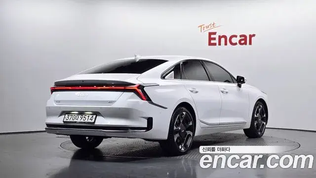 Kia K8 2024 — ფოტო 2/20