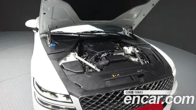 Genesis Electrified G80 2021 — Photo 6/20