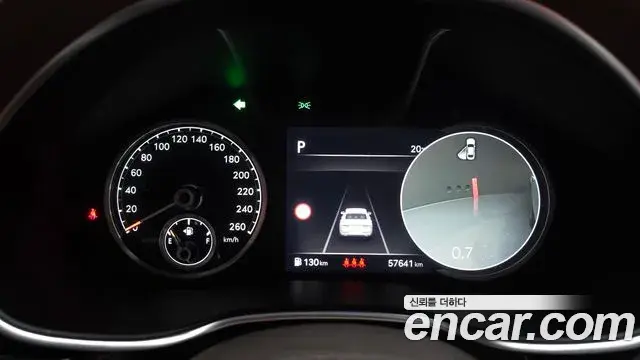 Genesis Electrified G80 2021 — Photo 8/20