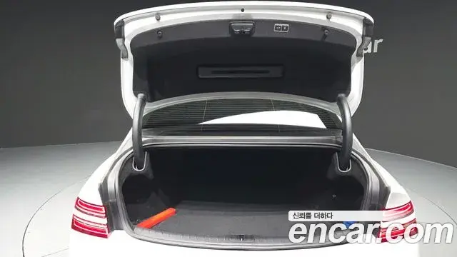 Genesis Electrified G80 2021 — Photo 20/20