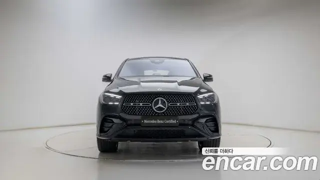 Mercedes-Benz GLE-Class 2025 — ფოტო 2/20