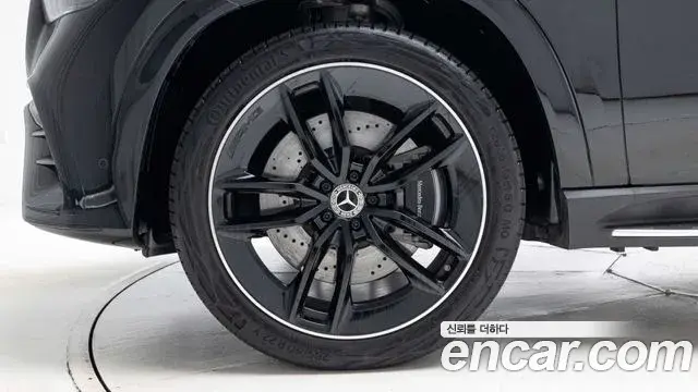 Mercedes-Benz GLE-Class 2025 — ფოტო 4/20