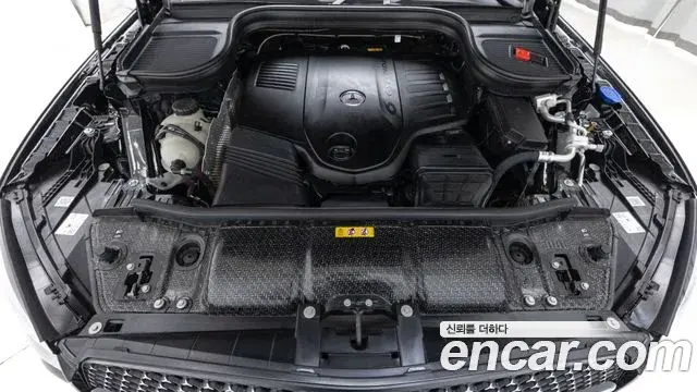 Mercedes-Benz GLE-Class 2025 — ფოტო 5/20