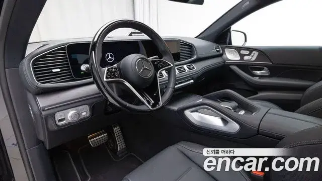 Mercedes-Benz GLE-Class 2025 — ფოტო 13/20