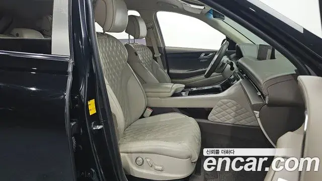 Genesis GV80 2020 — Photo 10/20
