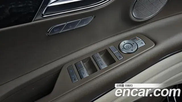 Genesis GV80 2020 — Photo 19/20