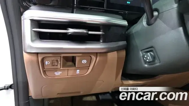 Hyundai Grandeur 2024 — Фото 19/20