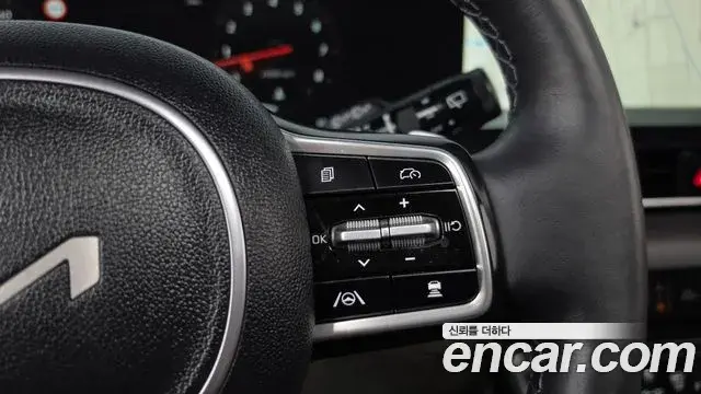 Kia Carnival 2024 — Photo 15/20