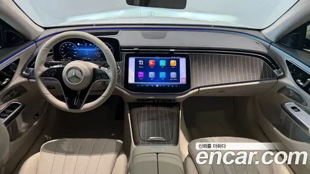 Mercedes-Benz E-Class 2026 — Photo 14/20