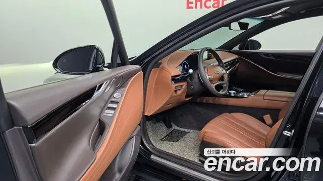 Genesis Electrified G80 2023 — Photo 10/20