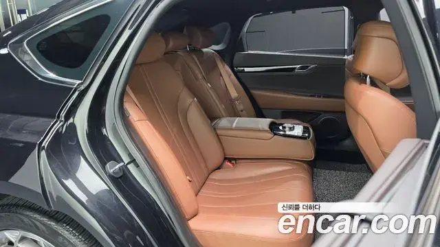 Genesis Electrified G80 2023 — Photo 12/20