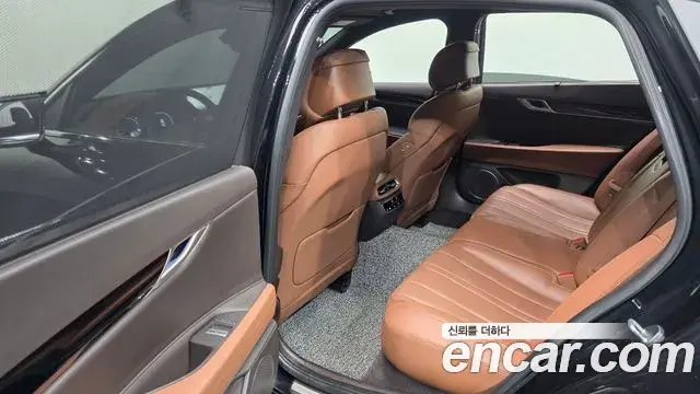Genesis Electrified G80 2023 — Photo 13/20