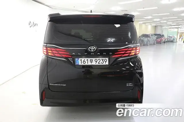 Toyota Alphard 2025 — Фото 4/20
