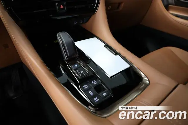 Toyota Alphard 2025 — Фото 13/20