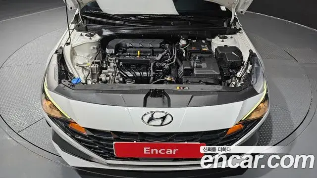 Hyundai Avante 2022 — Photo 6/20