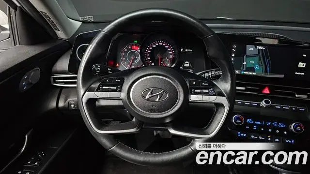 Hyundai Avante 2022 — Photo 14/20