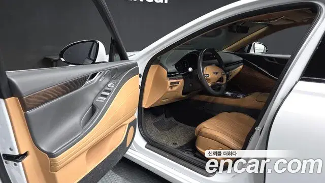 Genesis Electrified G80 2021 — Photo 8/20