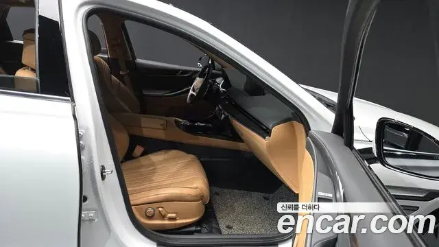 Genesis Electrified G80 2021 — Photo 11/20