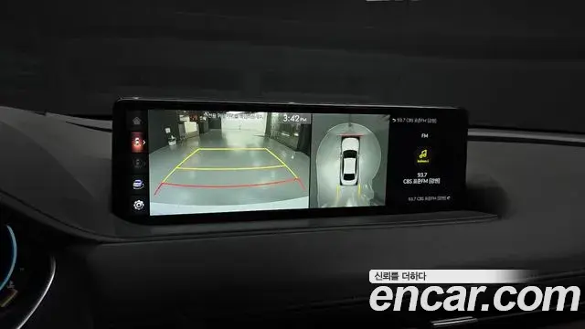 Genesis Electrified G80 2021 — Photo 15/20