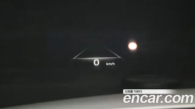 Genesis Electrified G80 2021 — Photo 17/20