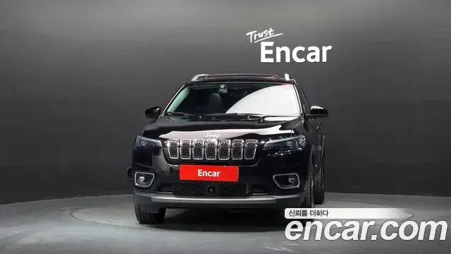 Jeep Cherokee 2021 — Photo 3/20