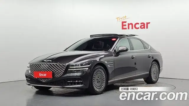 Genesis Electrified G80 2022 — Photo 1/20