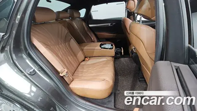 Genesis Electrified G80 2022 — Photo 11/20