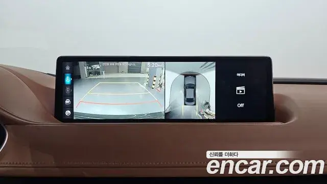 Genesis Electrified G80 2022 — Photo 15/20