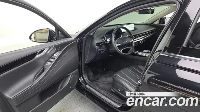Genesis Electrified G80 2021 — Photo 10/20