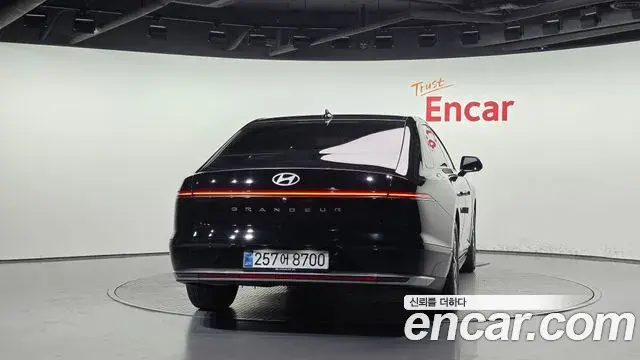 Hyundai Grandeur 2023 — Photo 4/20