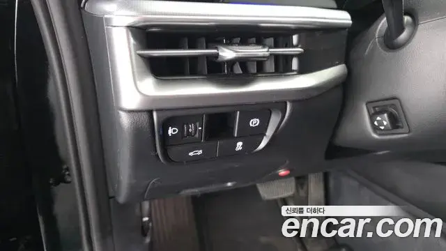 Hyundai Grandeur 2023 — Photo 16/20