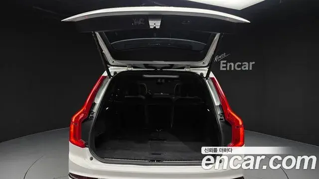 Volvo XC90 2023 — Фото 20/20