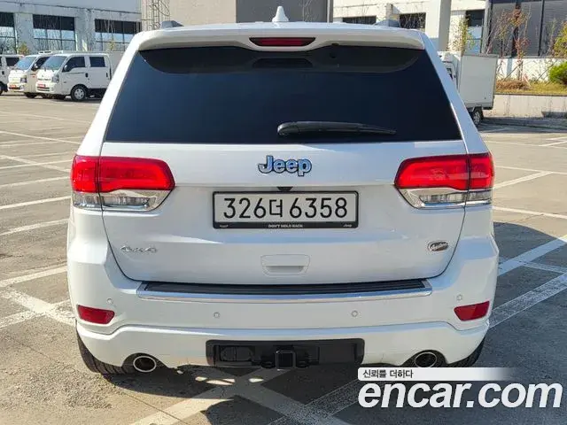 Jeep Grand Cherokee 2020 — Photo 3/20