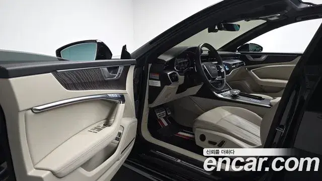 Audi A7 2023 — Photo 10/20