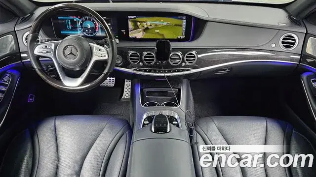 Mercedes-Benz S-Class 2019 — Photo 7/20