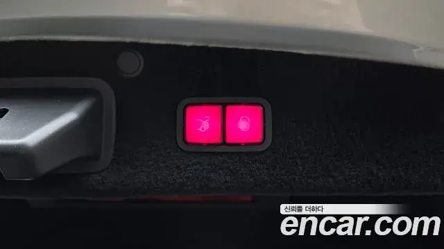 Mercedes-Benz S-Class 2019 — Photo 17/20