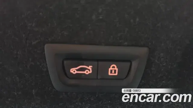 BMW 4 Series 2021 — Photo 19/20
