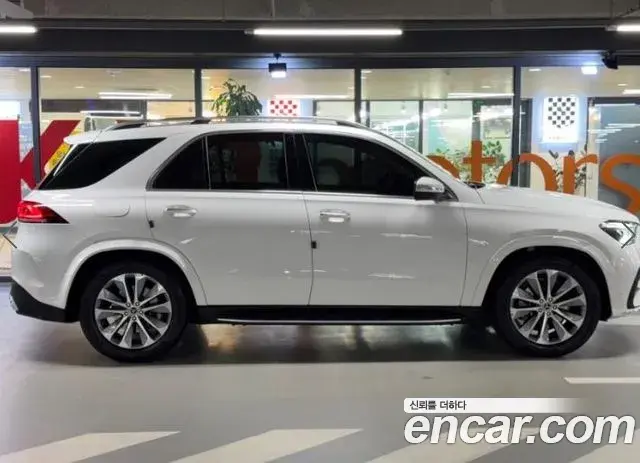 Mercedes-Benz GLE-Class 2022 — Фото 3/20