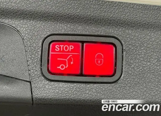 Mercedes-Benz GLE-Class 2022 — Фото 18/20