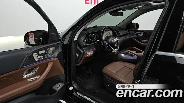 Mercedes-Benz GLE-Class 2024 — Photo 10/20