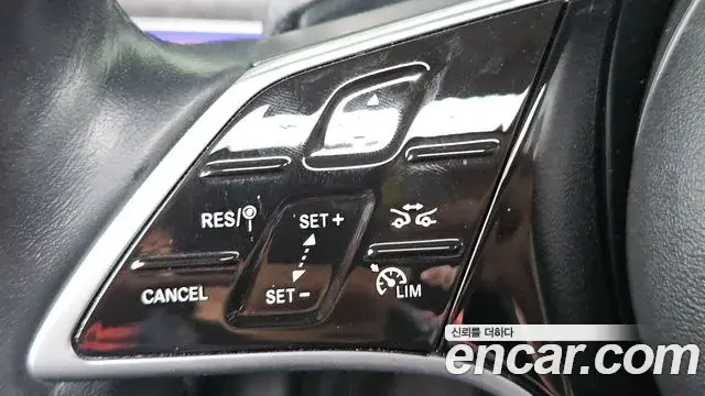 Mercedes-Benz GLE-Class 2024 — Photo 18/20