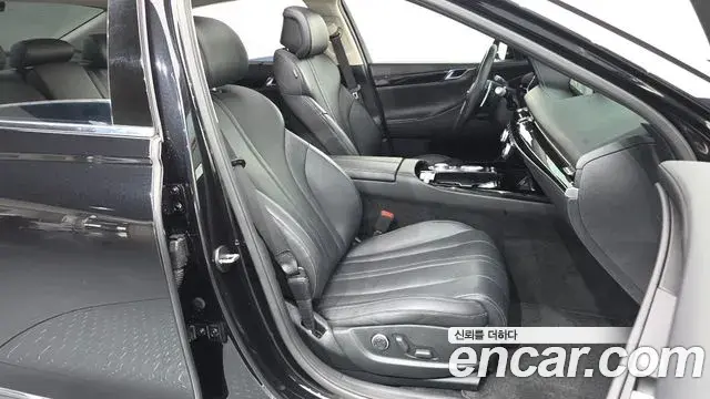 Genesis Electrified G80 2022 — Photo 11/20