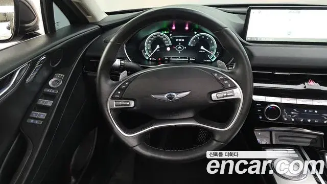 Genesis Electrified G80 2022 — Photo 13/20