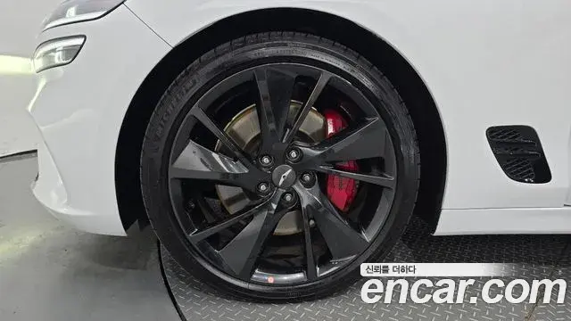 Genesis G70 2021 — Photo 2/20