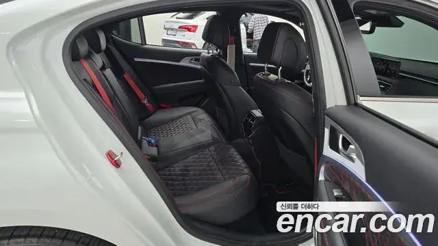 Genesis G70 2021 — Photo 8/20