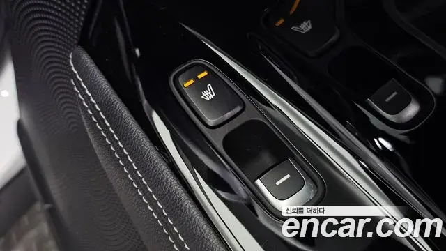 Kia Niro 2020 — ფოტო 2/20