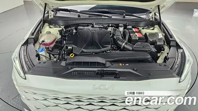 Kia K8 2021 — Photo 12/20